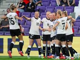 [流言板]网红女主播迅猛龙特蕾莎停播三个月后考研上岸16亮45回复